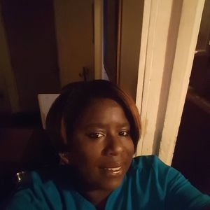 Meet your Posher, Renee